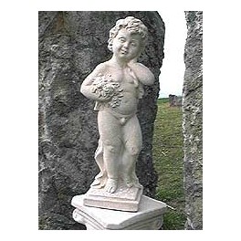 Putto mit Rosen